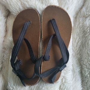 Earthrunners Circadian Lifestyle Sandals